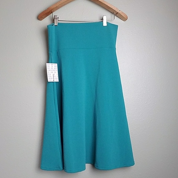 LuLaRoe Dresses & Skirts - NWT LulaRoe Azure Skirt